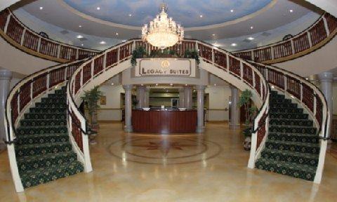 Express & By Ihg 3*