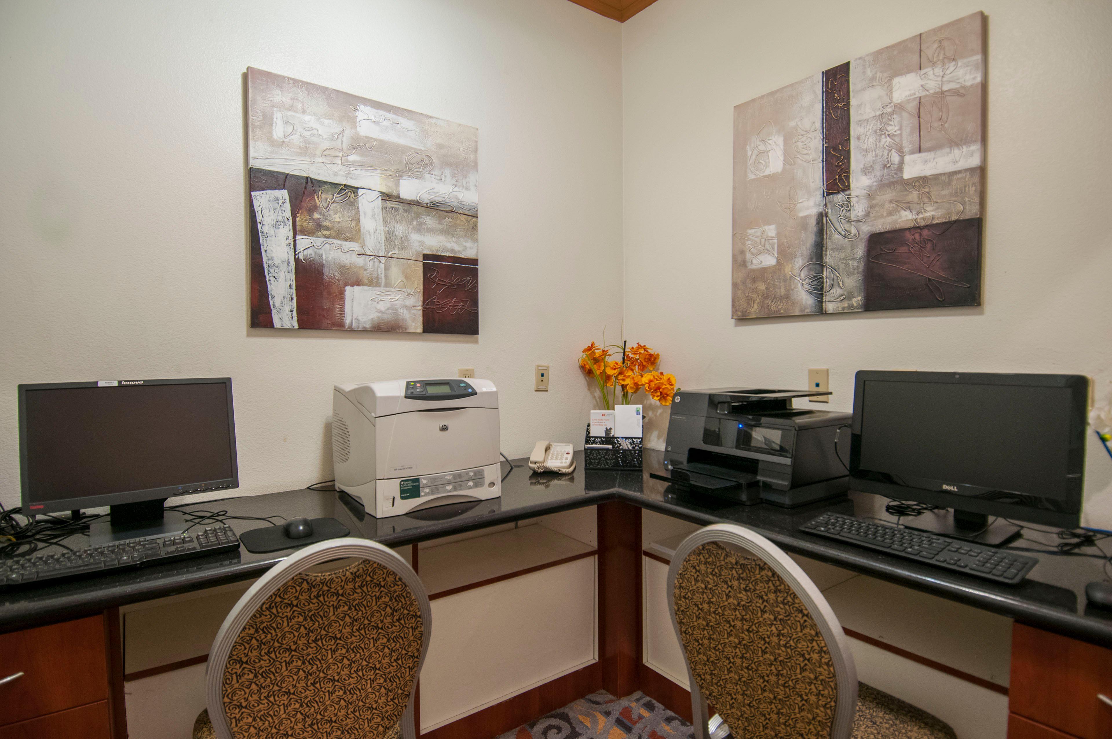 Hotel Express & By Ihg 3*