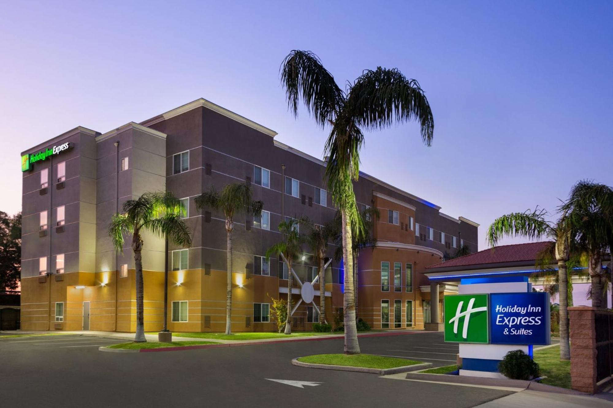 Express & By Ihg 3*