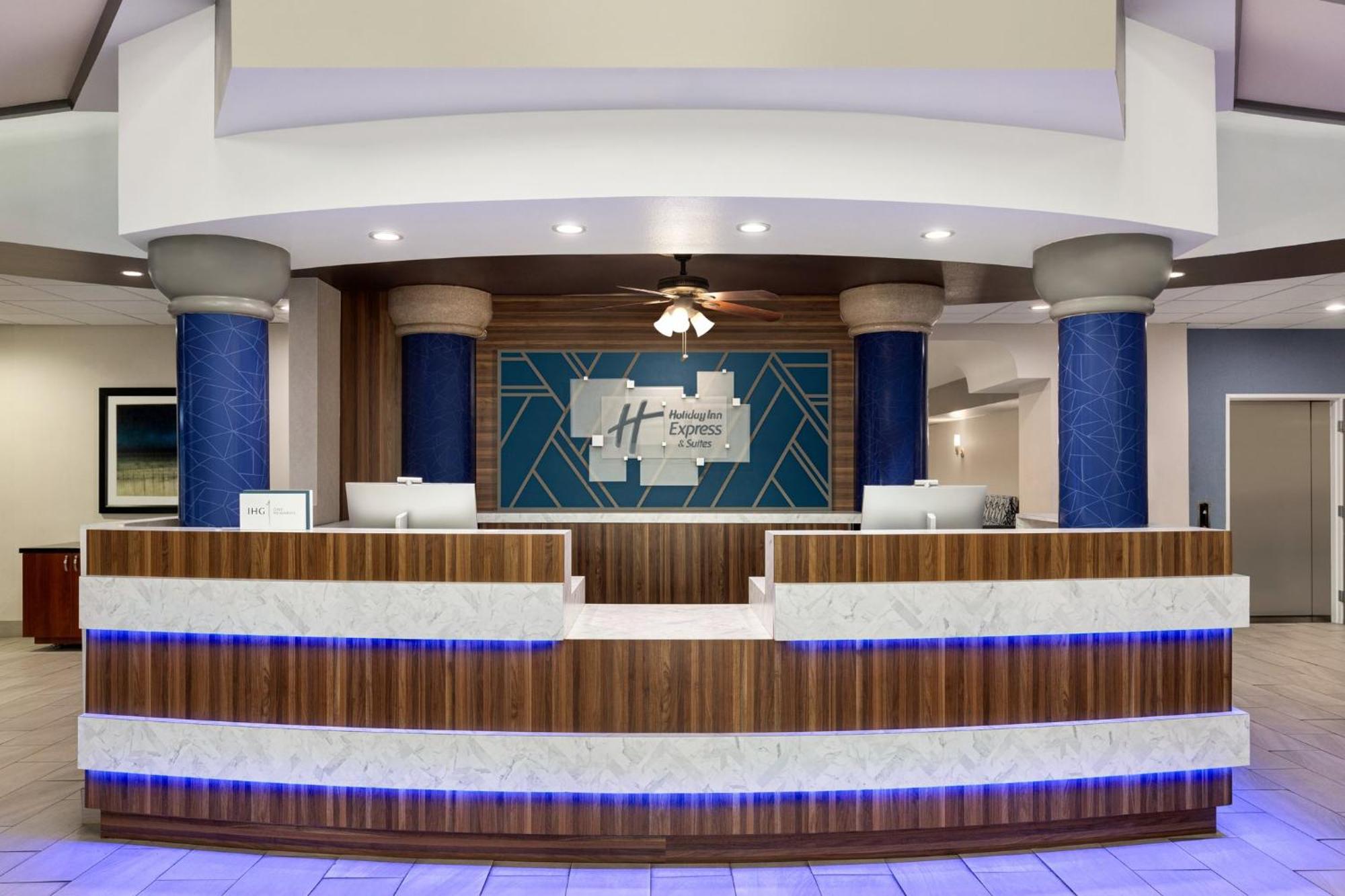 Express & By Ihg 3* Bakersfield