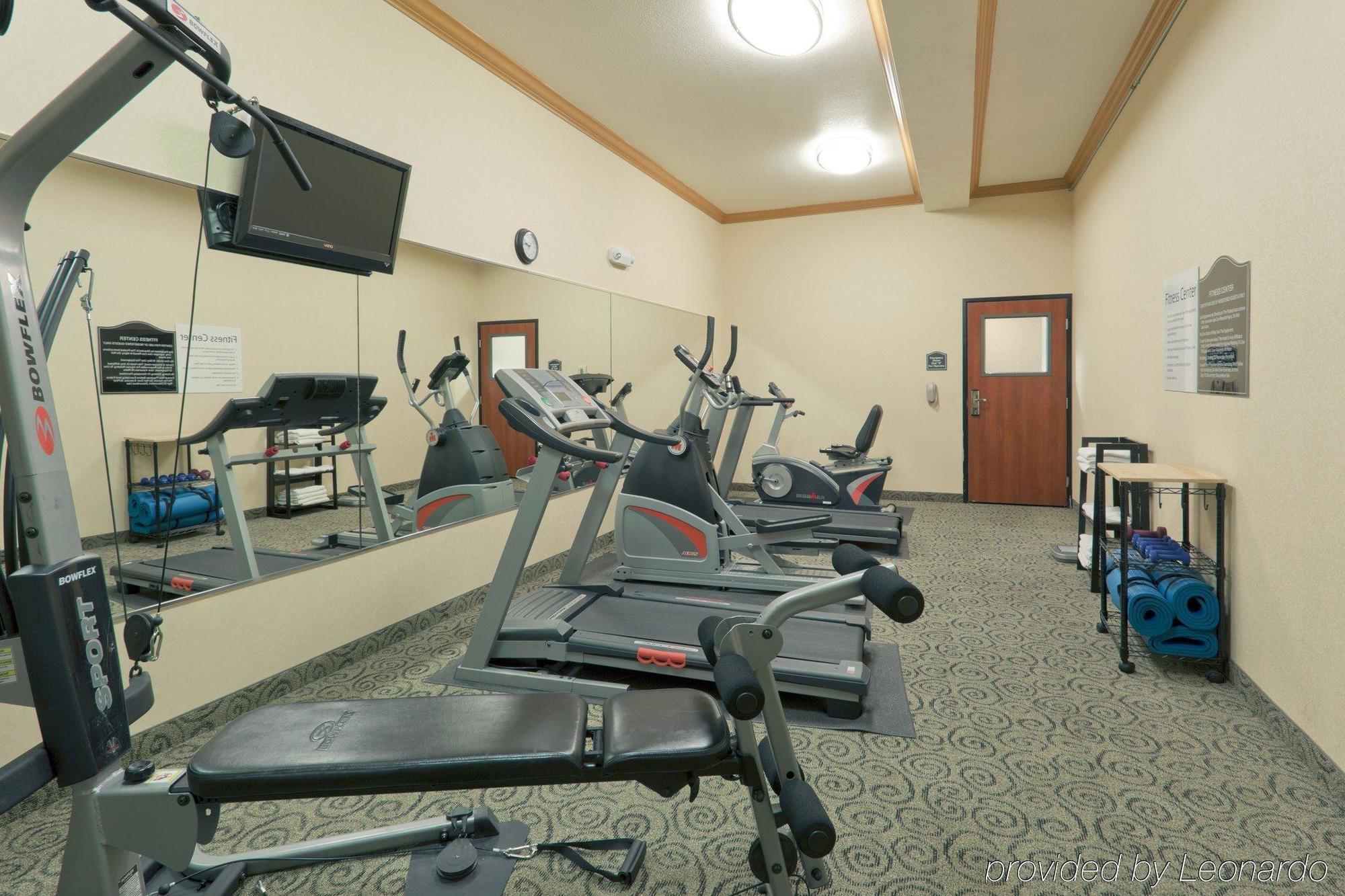 Hotel Express & By Ihg Bakersfield